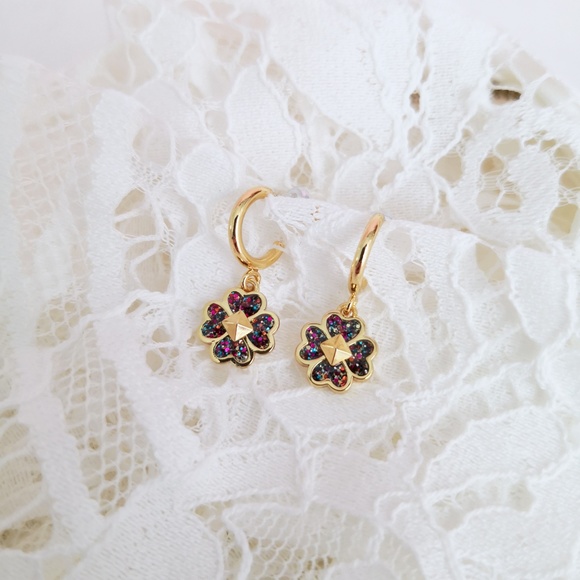 NEW Kate Spade Spades & Studs Glitter Enamel Huggies with Dust Bag K5803 $59 - Picture 3 of 3